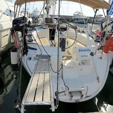 Hotel en barco Yacht Bavaria 42 - Roxana *